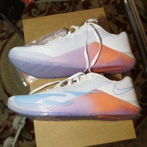 Brand New Nike Women's Metcon 5 Training Shoes 11